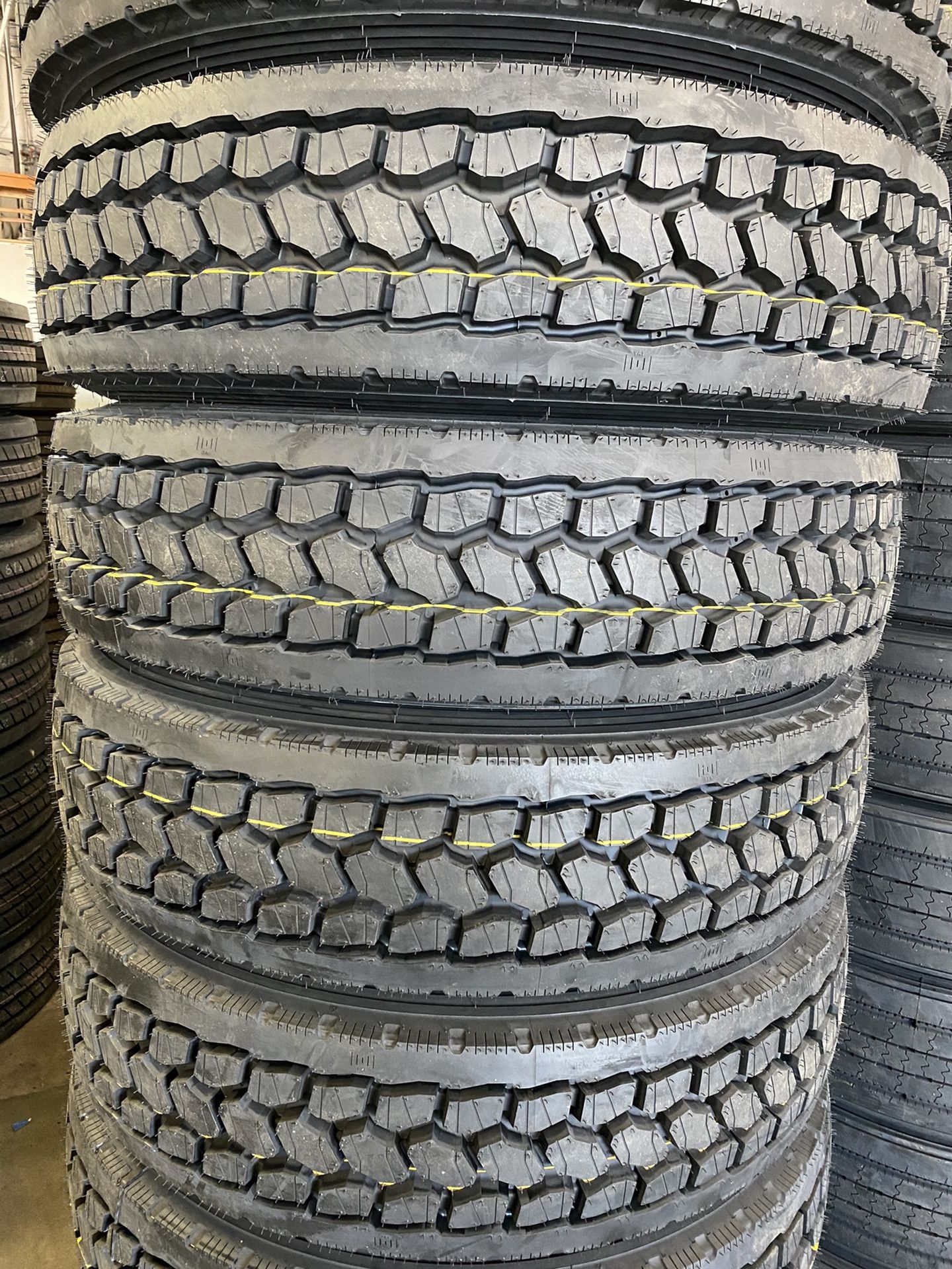 295/75/22.5 💥 TRUCK TIRES FOR SALE ***PEARLY** MADE BY JKTYRES