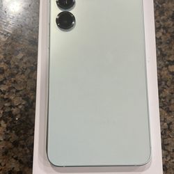 Samsung S25 Plus Factory Unlocked 256 Gb Like New 