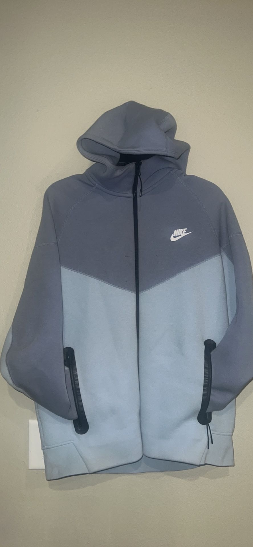 Nike Tech 