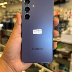 Samsung S24 