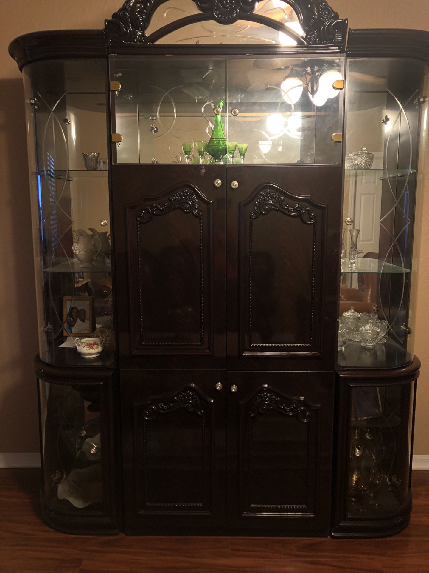 China cabinet