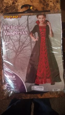 Girl costome for Halloween