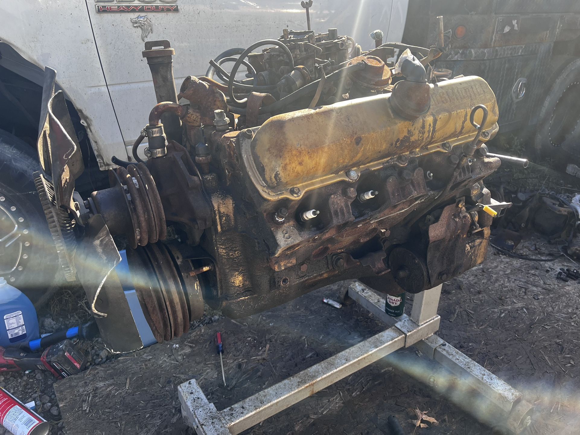 350 Rocket Oldsmobile Motor Gold Block