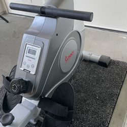 Rarely Used Rowing Machine. Great Condition 