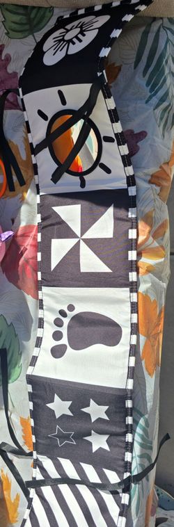 Black and White Baby Sensory Toy Strip