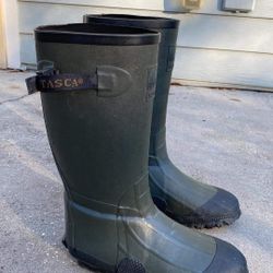 Itasca Men's Knee-High Waterproof Rubber Boots Size 10