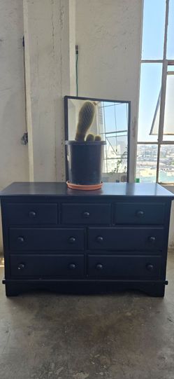 Blue Dresser