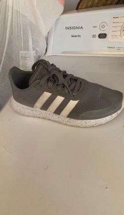 Adidas women’s shoes size8