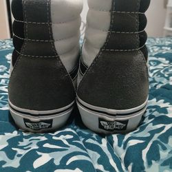 Shoes/ vans