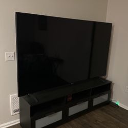 (LIKE NEW) ->> LG 86" Class - UR8000 Series - 4K UHD LED TV