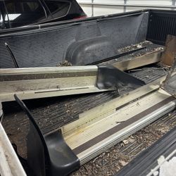 Stock Side Steps Off A 1994 F150