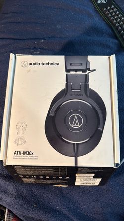 Studio Monitor headphones