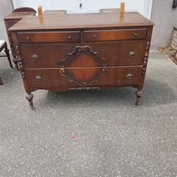 Antique Furniture 