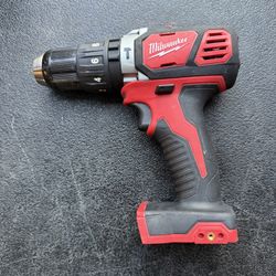 Milwaukee M18 18V Lithium-lon Cordless 1/2 in. Hammer Drill/Driver (Tool-Only)