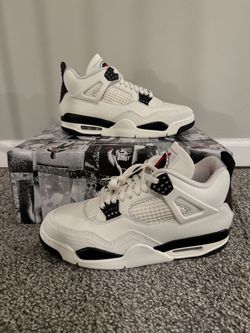 Air Jordan 4 Retro Flight Club Men’s Size 9.5 (SKU: IM4002-100)
