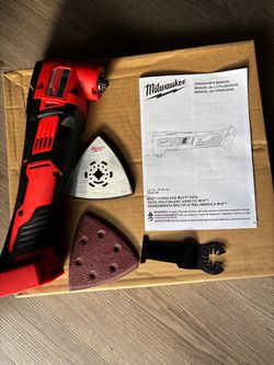 M18 18V Lithium-Ion Cordless Oscillating Multi-Tool (Tool-Only)