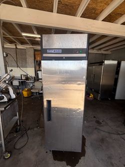 I have this refrigerator; it is working very well. The temperature drops to 34, and it is ready to use.