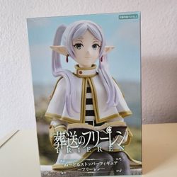 Frieren Sitting Figure