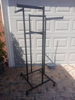 Clothing rack