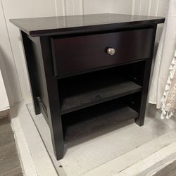 Size Table Excellent Condition 