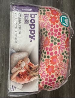 Nursing pillow