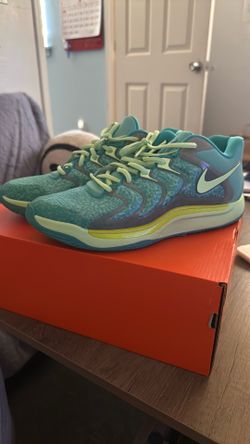 KD17 Jonquel Jones