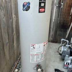 40 Gallon Water Heater 
