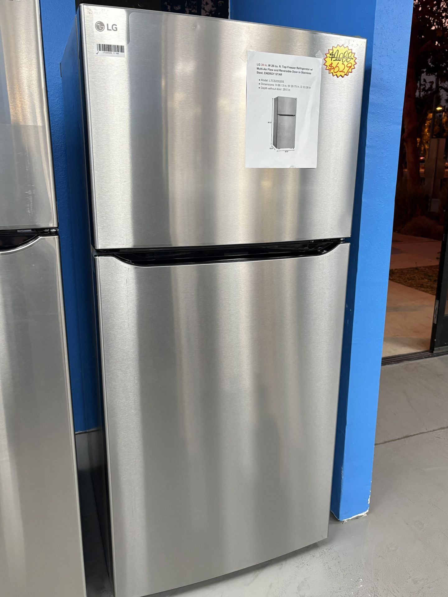 30 inches Apartment Size Refrigerator🧊