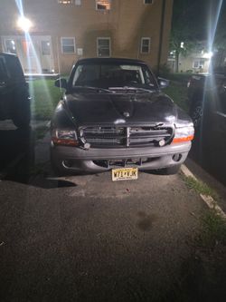 2003 Dodge Dakota 3.9 l club cab four-wheel drive