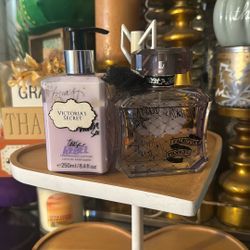 Exclusive Lotion N Perfum Victoria Secret