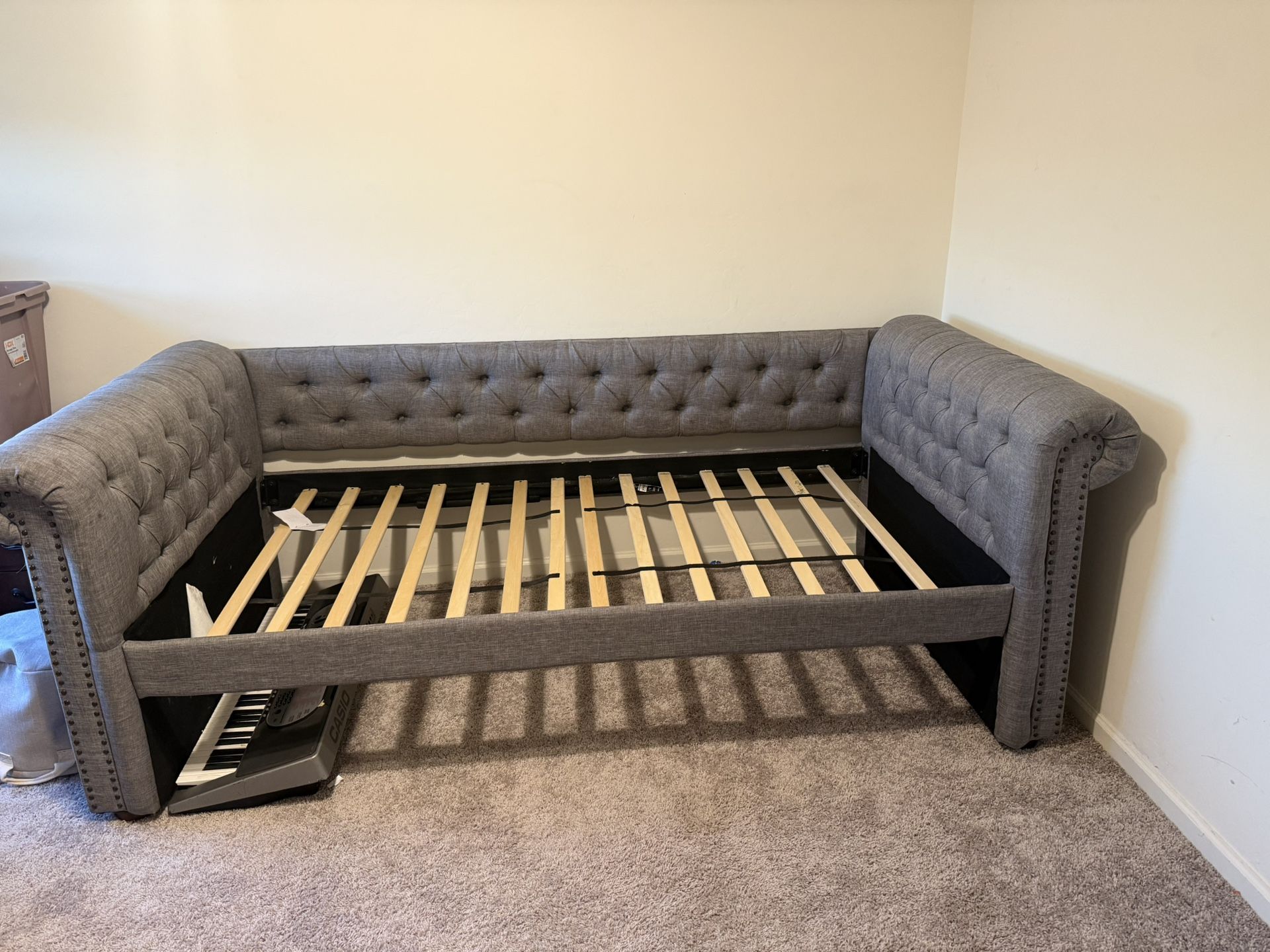 Twin Size Day Bed