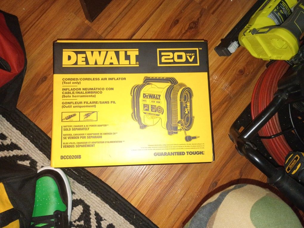 DeWalt 20 Volt Air Inflator