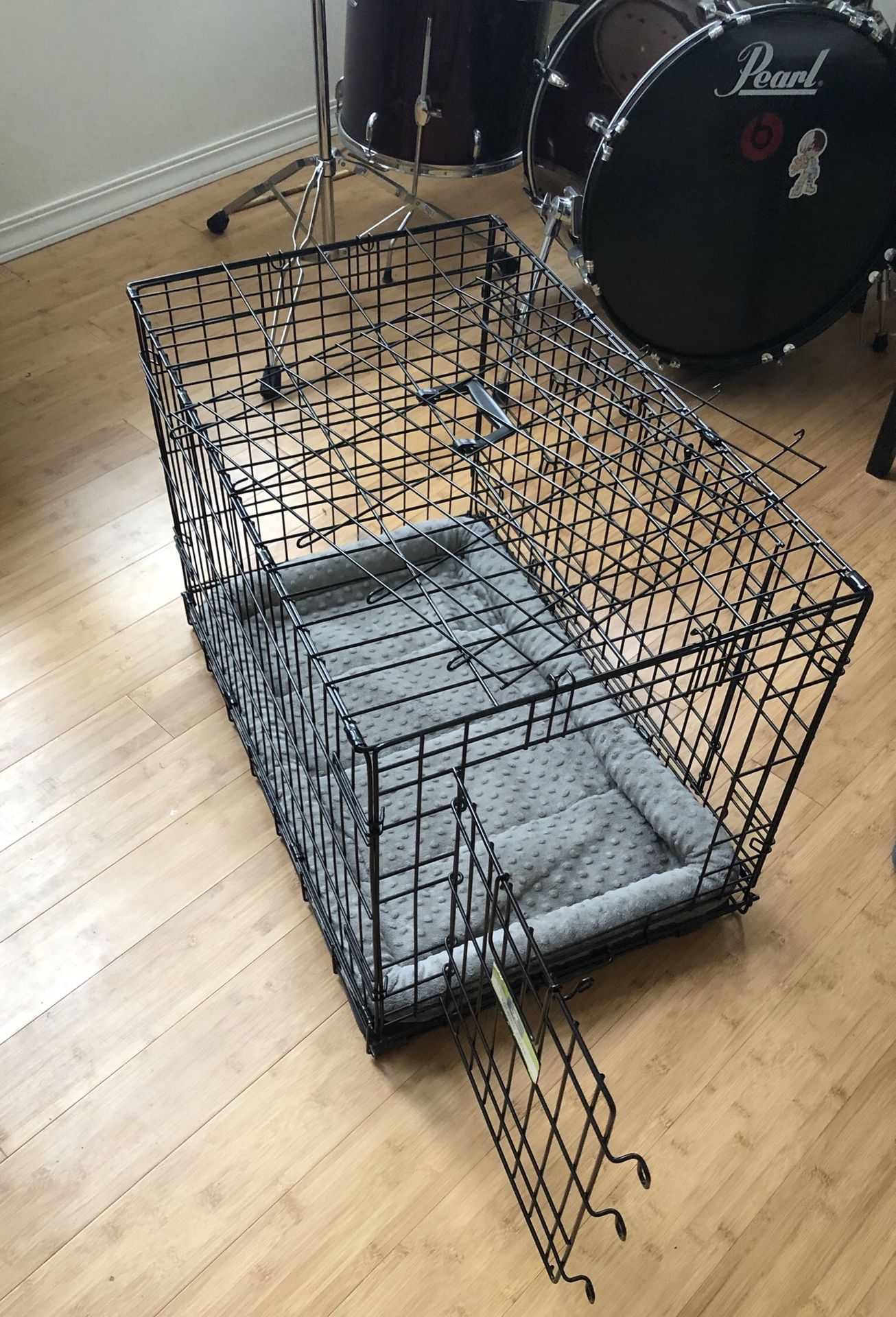 Dog Crate With Pad
