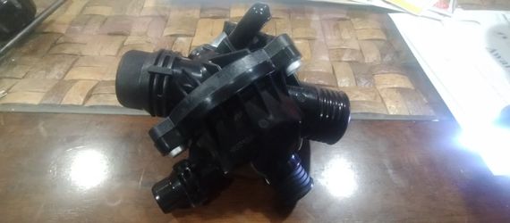 Water Outlet Thermostat for BMW