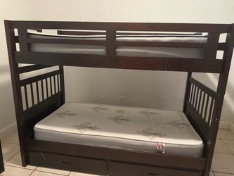 Bunk bed