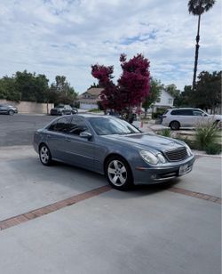 Mercedes Benz e(contact info removed) (read desc)