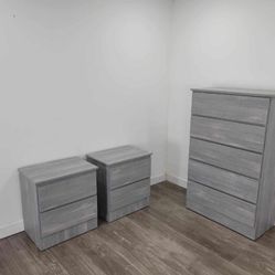 Chest-and-Nightstands ⚜️ Gavetero-y-2-Mesitas-de-Noche 
