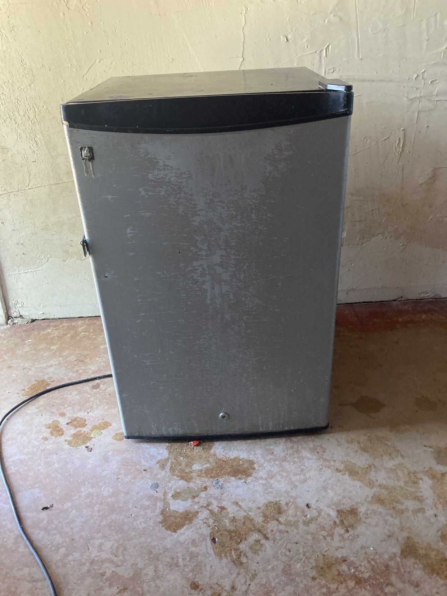 mini fridge