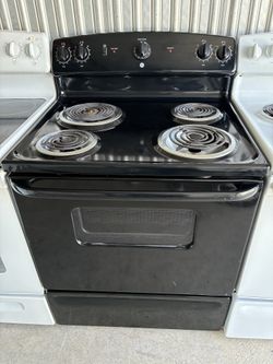 Ge. Electric range works great!