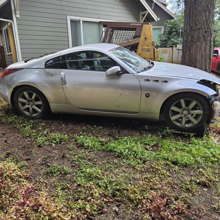 2004 Nissan 350z