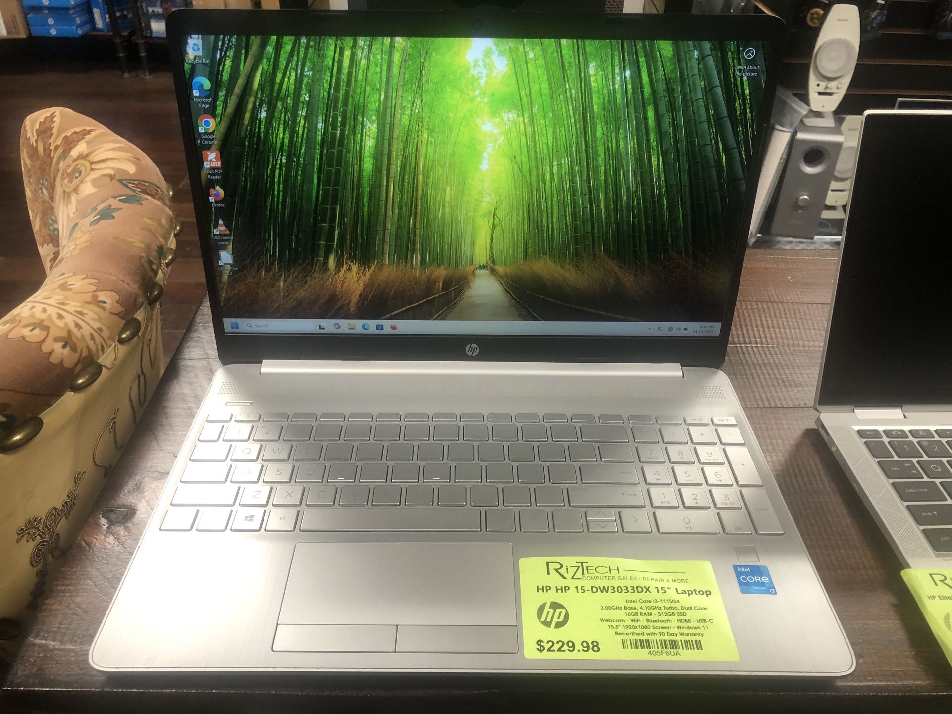 💼 HP 15-DW3033DX 15" Laptop - Affordable Everyday Computing! 💻