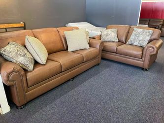 Brown Leather Sofa and Loveseat Set，$1980