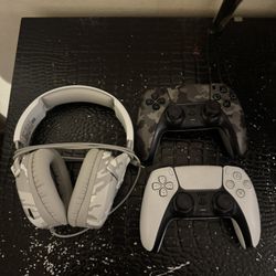 PS5 controller and head set