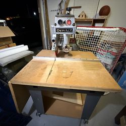 Black & Decker/ Dewalt Radial Arm Saw