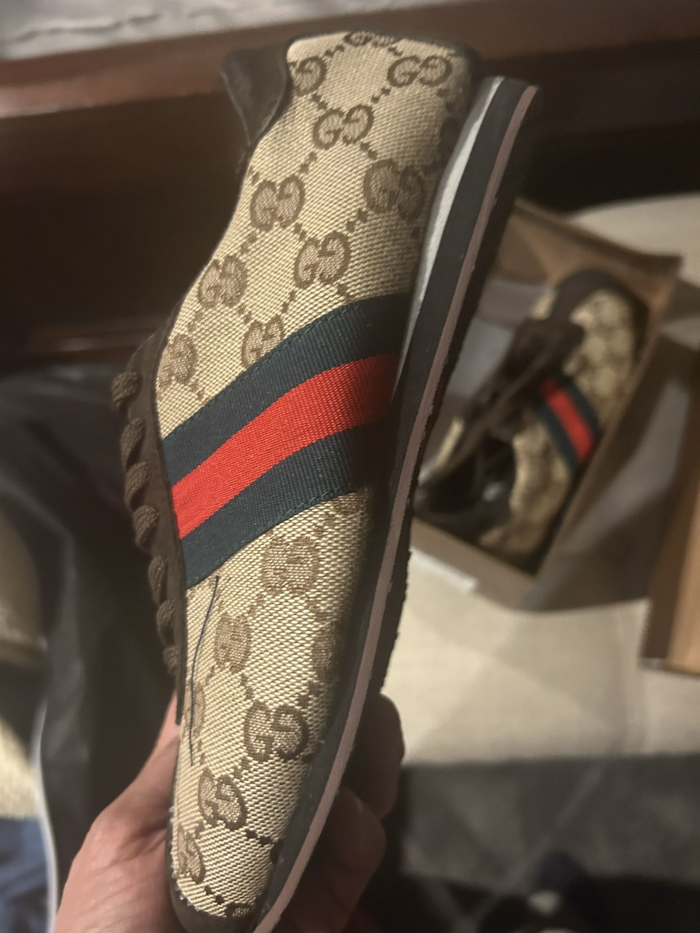 Gucci. Shoes 