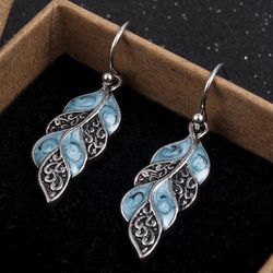 Pretty Drop Leaf Earrings