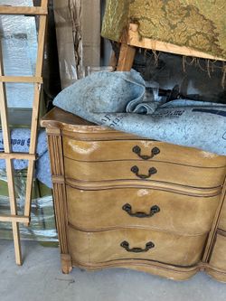 4 Piece bedroom set