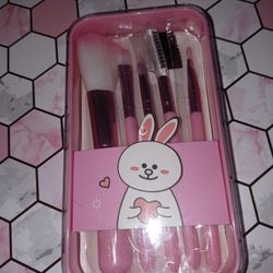 New Makeup Brushes
