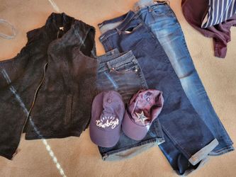 Ladies clothes and hats for $8