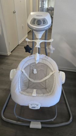 Baby 2 in 1 swing and bouncer.